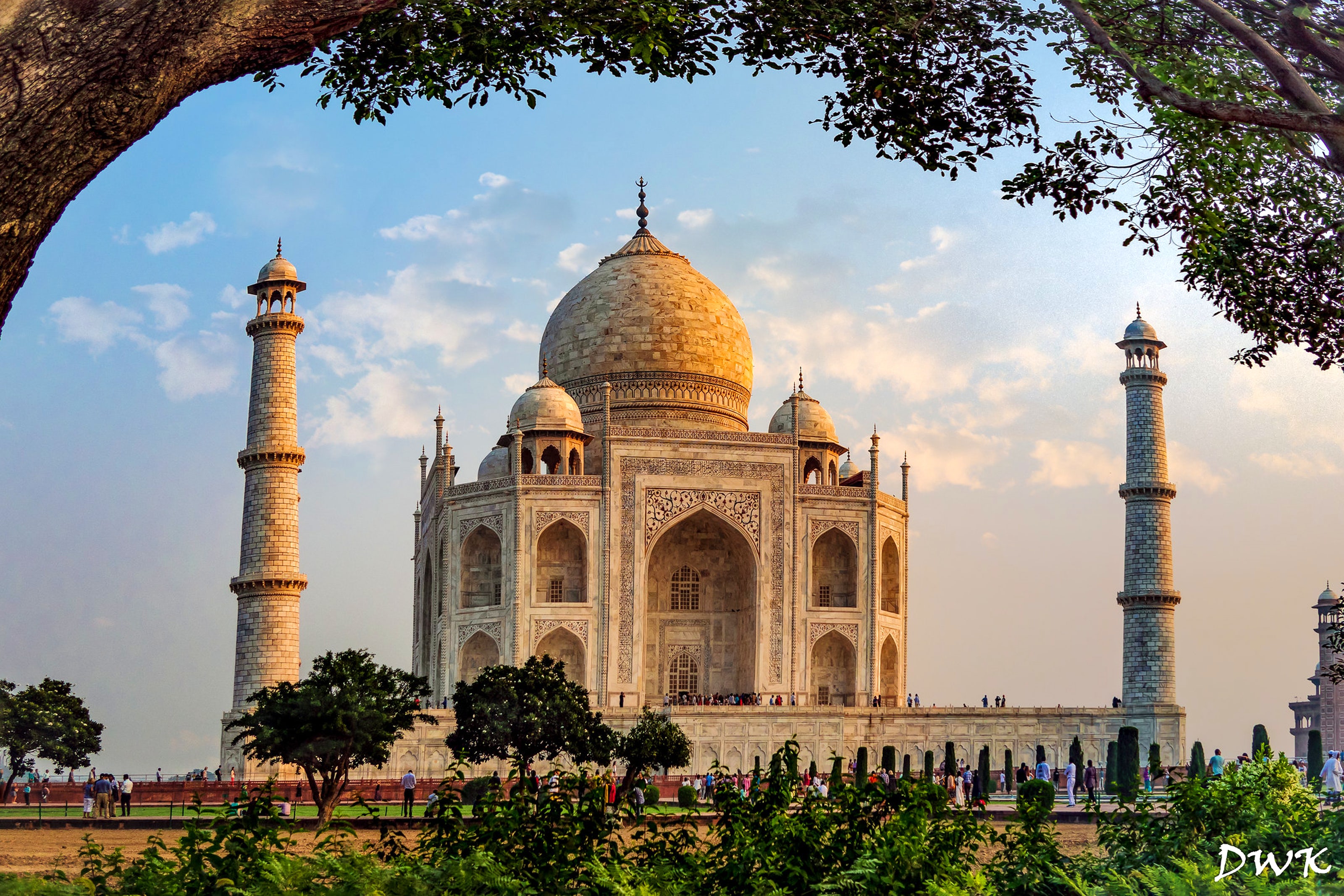 Skip The Line: Sunrise Taj Mahal & Agra Day Tour From Delhi