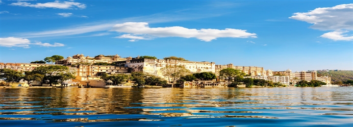 Full Day Guided Udaipur City Tour With Car & Driver