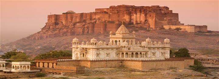 Pink City, Blue City & Lake City With Ranakpur Tour - 6 Days